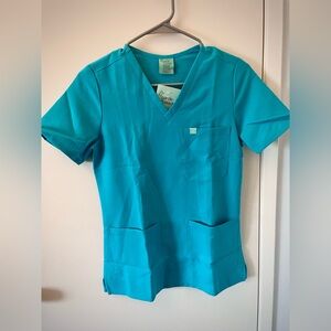 Garde-Malade Teal Women's V-Neck Scrub Top - Short Sleeve